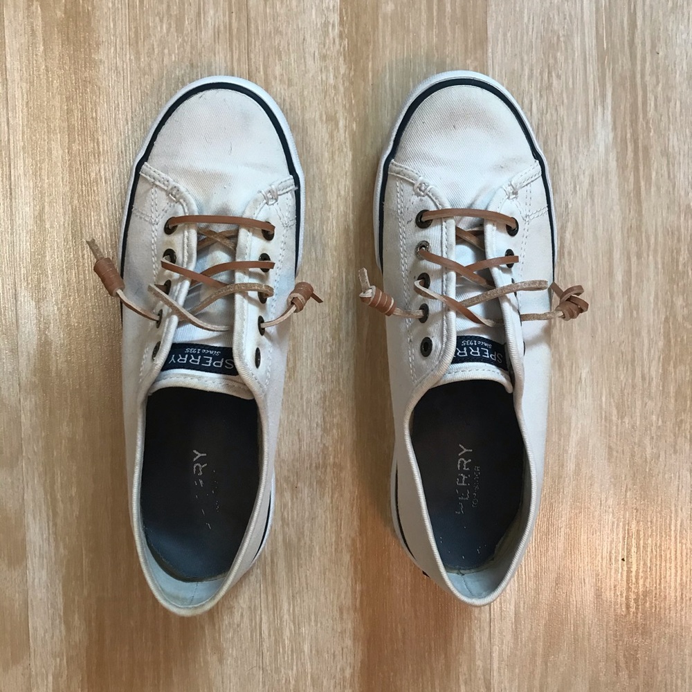White sperry shoes